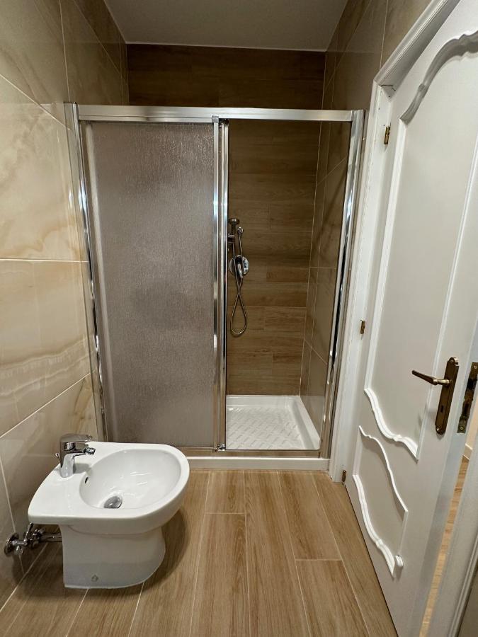 Nouvelle Vag - Apartment & Room 特拉尼 外观 照片