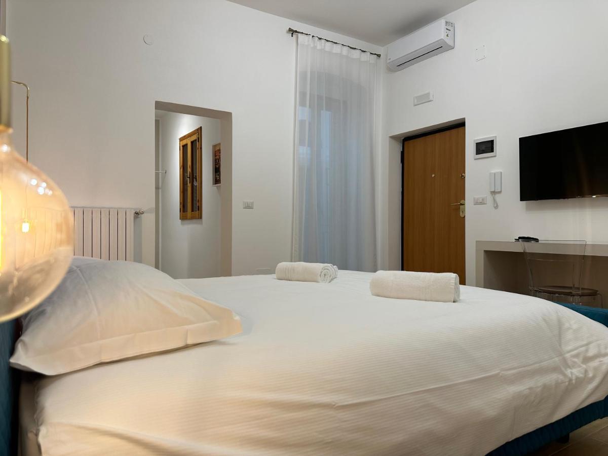 Nouvelle Vag - Apartment & Room 特拉尼 外观 照片