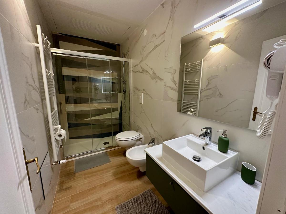Nouvelle Vag - Apartment & Room 特拉尼 外观 照片