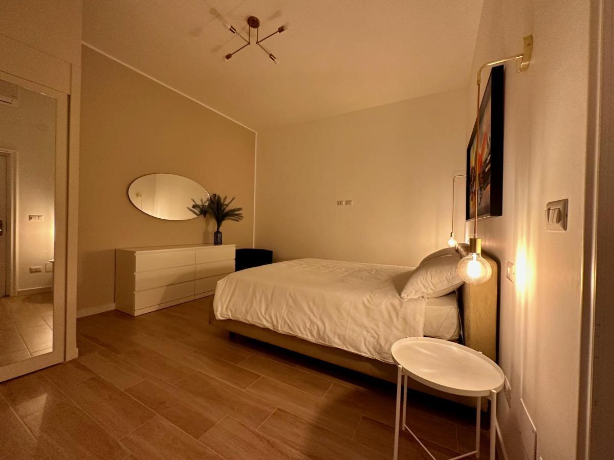 Nouvelle Vag - Apartment & Room 特拉尼 外观 照片